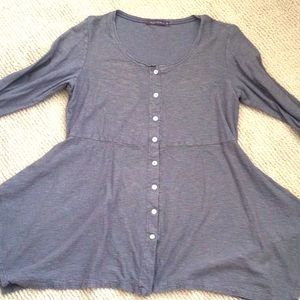 Fit ‘n flare gray cut loose tunic top size M